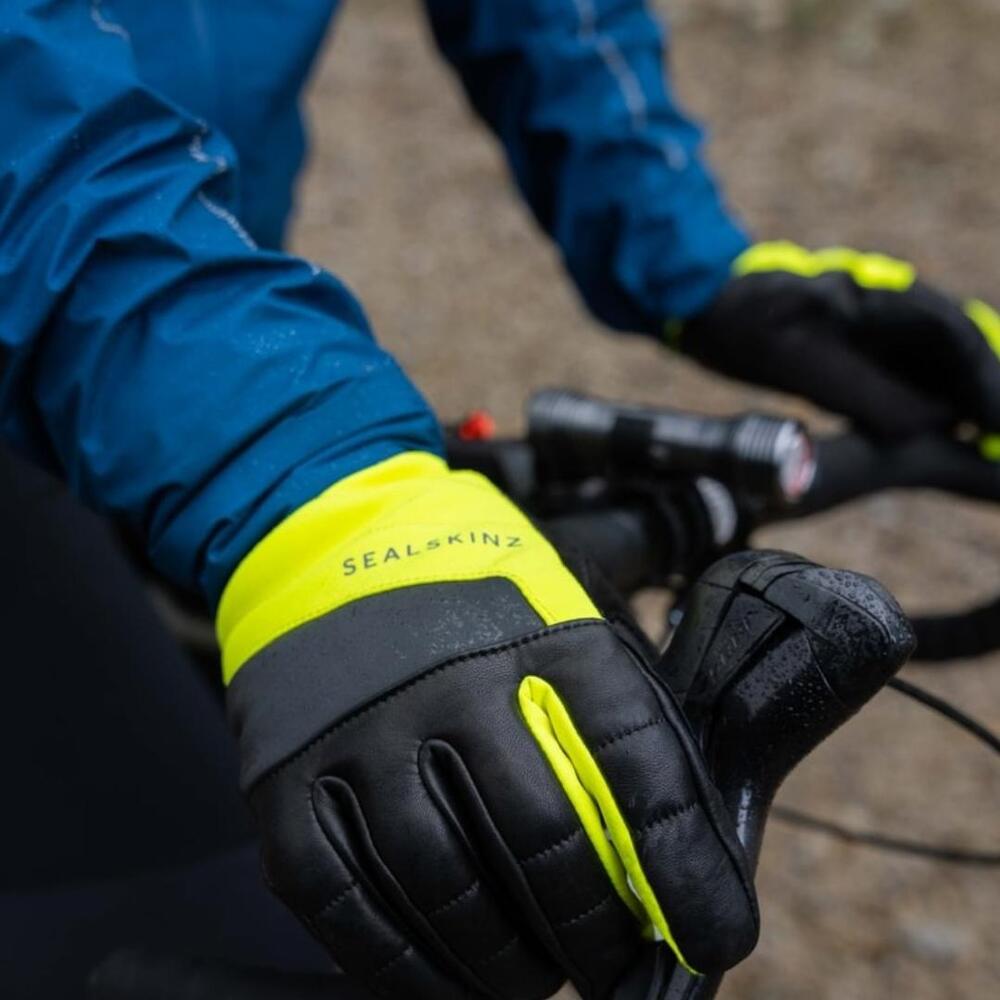 SealSkinz Fring Waterproof Extreme Cold Weather Insulated Gauntlet With Fusion Control