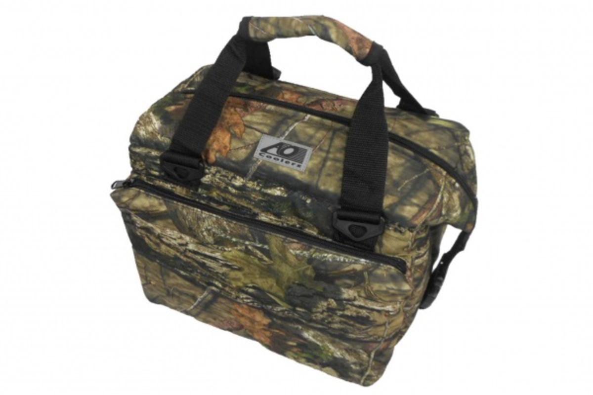  AO Coolers 12 Pack Deluxe Mossy Oak Cooler