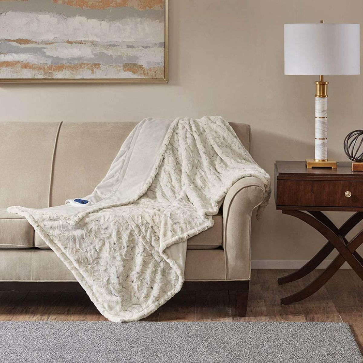  Beautyrest 100% Polyester Faux Fur Heated Throw - 50inW X 70inL