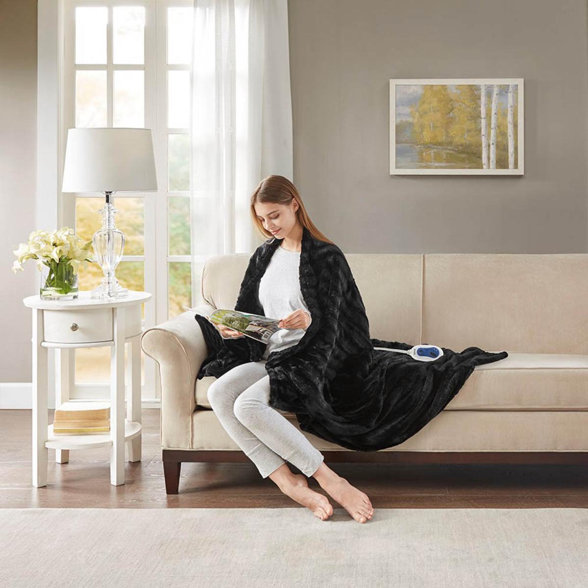  Beautyrest Heated Duke Faux Fur Heated Throw - 50inW X 70inL