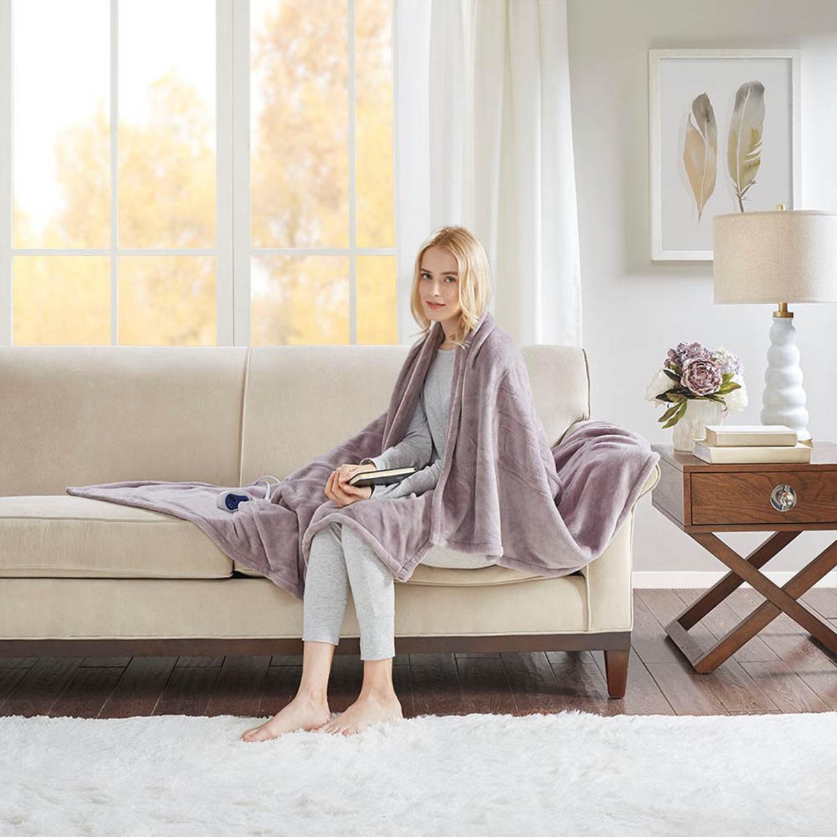 Beautyrest Heated Plush Throw - 60inW X 70inL
