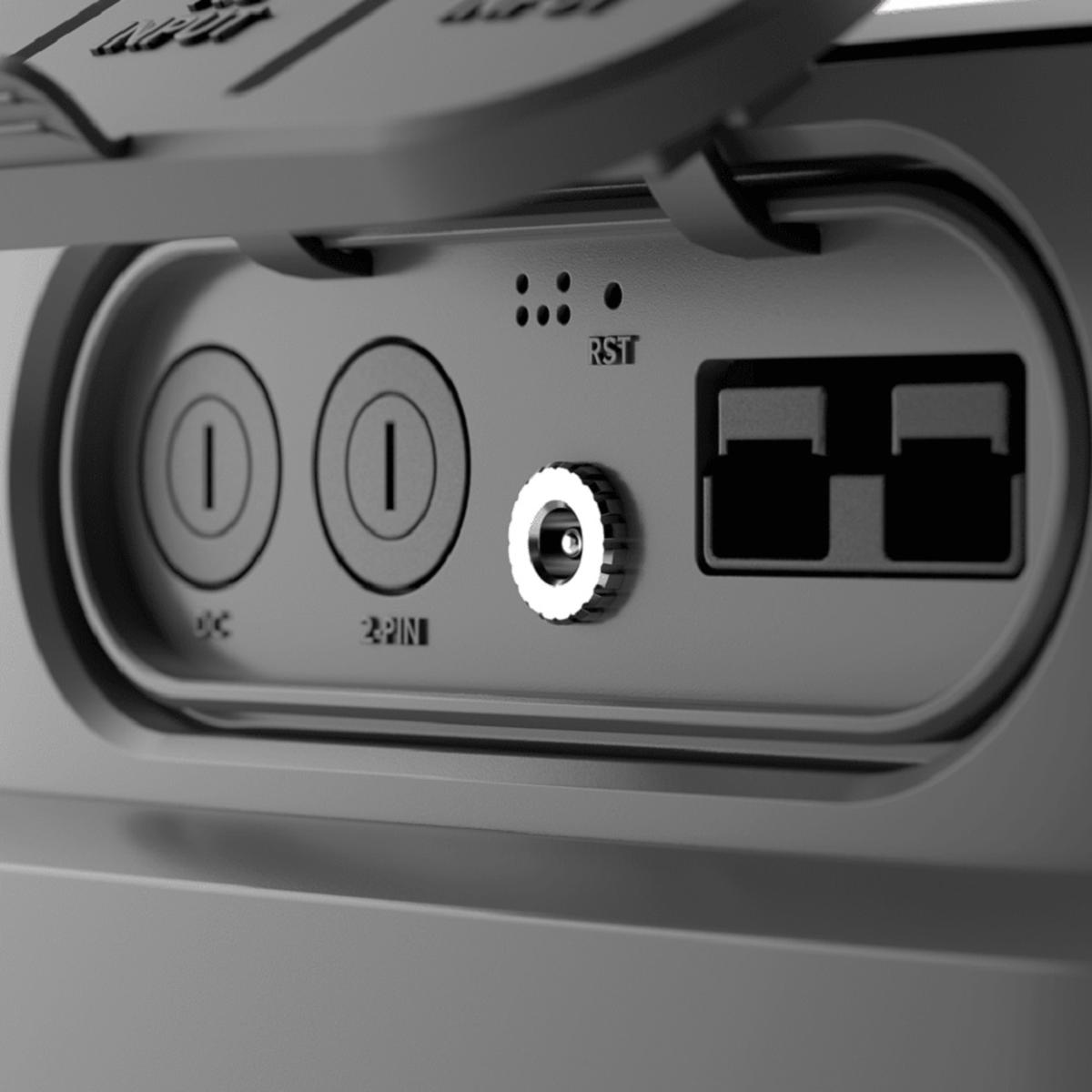  Dometic 40 Ah Portable Lithium Battery