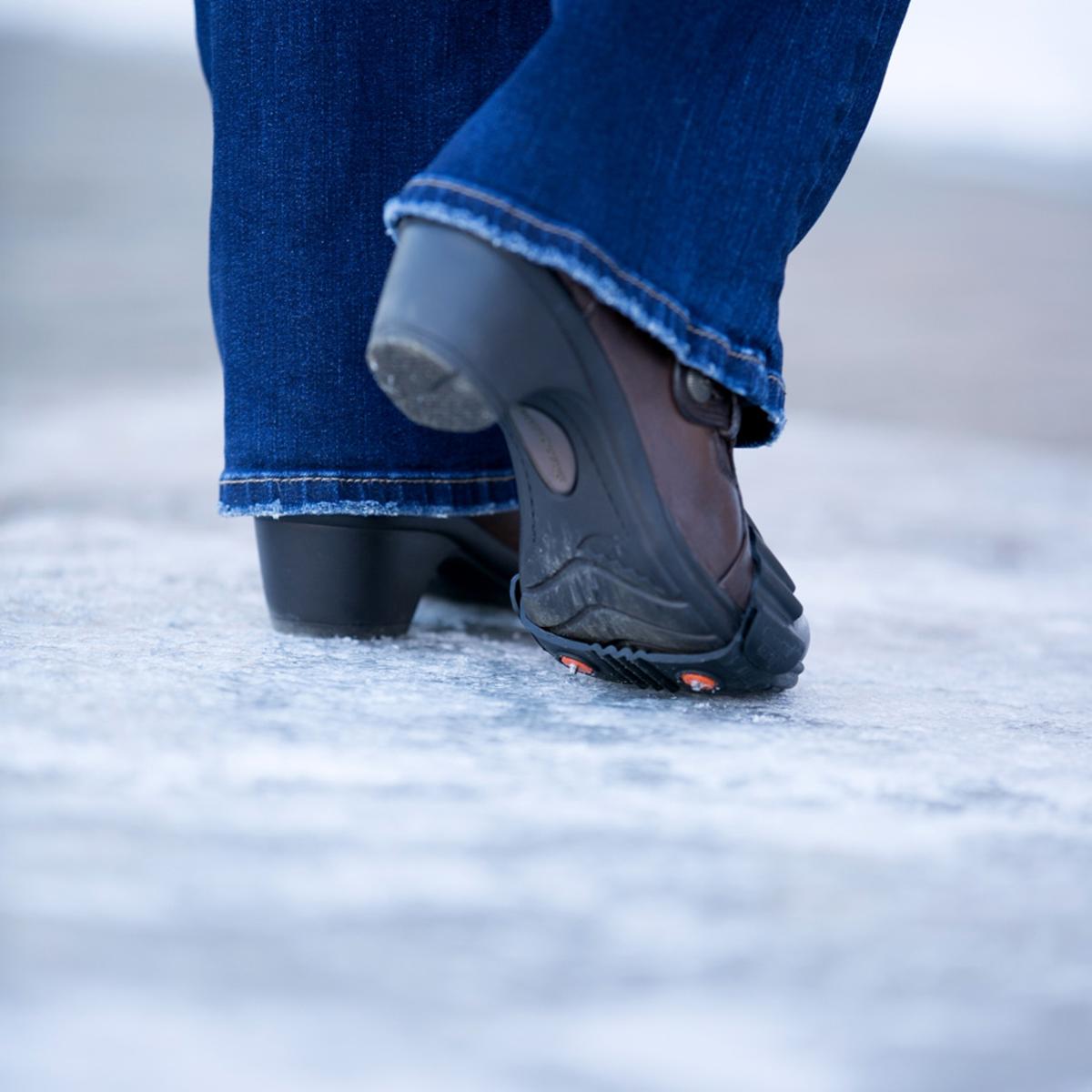  Due North Qwik Grip And Convenient Traction On Icy Surfaces