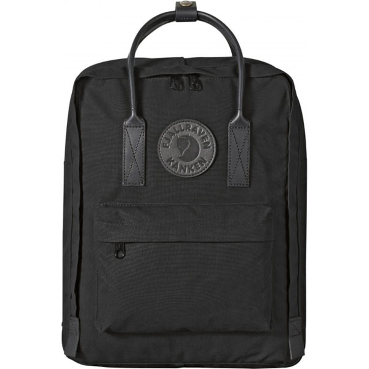  FjallRaven Kanken No.2 Black Mini
