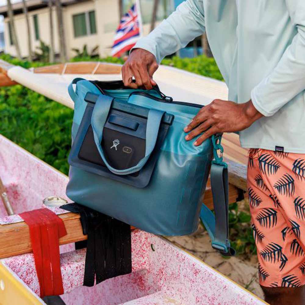  Hydro Flask 18L Day Escape Soft Cooler Tote