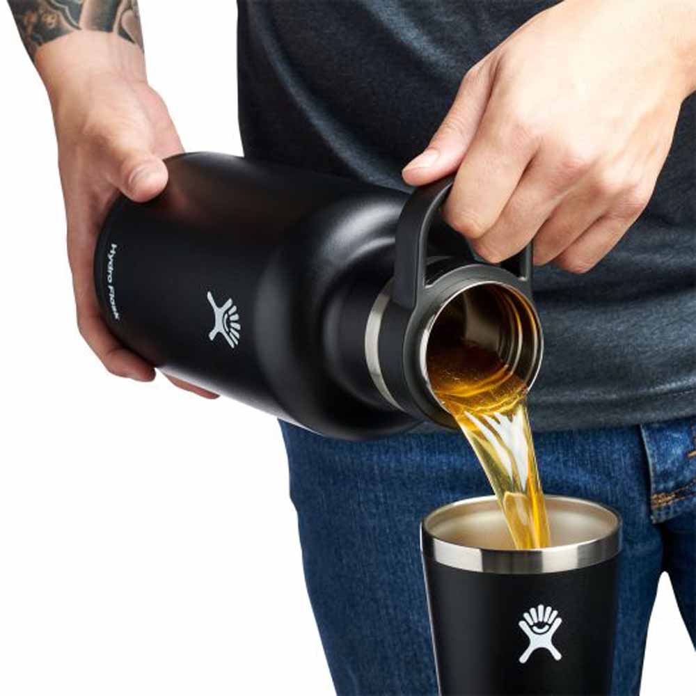  Hydro Flask 64oz Insulated Stainless Steel Beer Growler