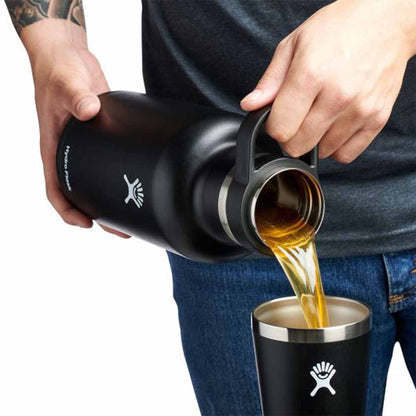  Hydro Flask 64oz Insulated Stainless Steel Beer Growler