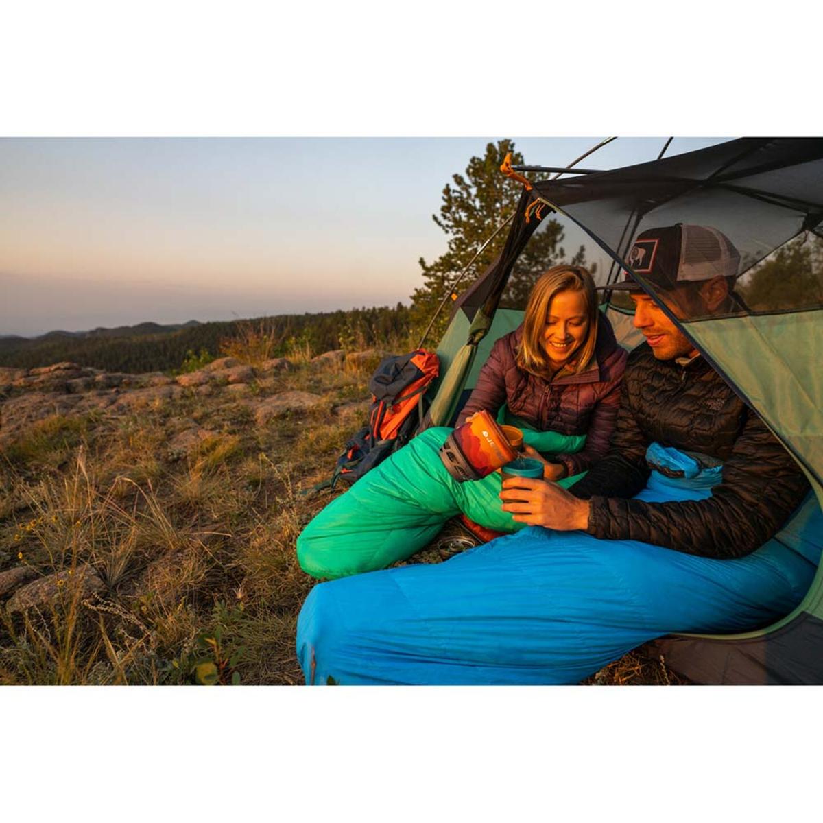  Kelty Cosmic Ultra 20 Deg 800 DriDown Sleeping Bag, Regular Size, Right-Hand