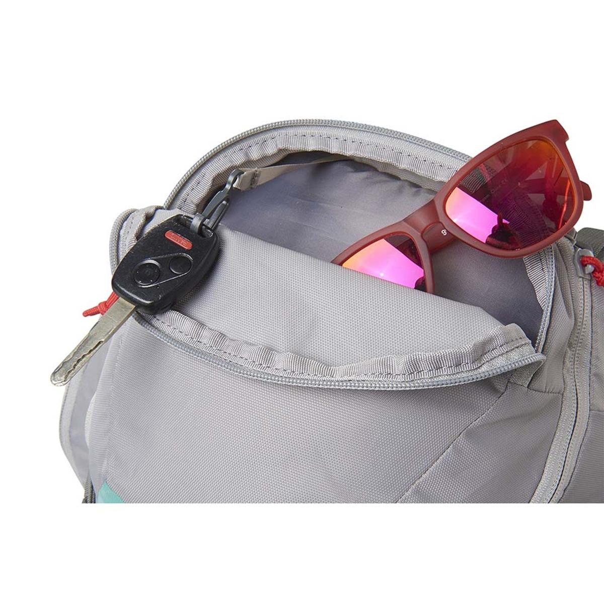  Kelty Womens Redwing 36L Backpack