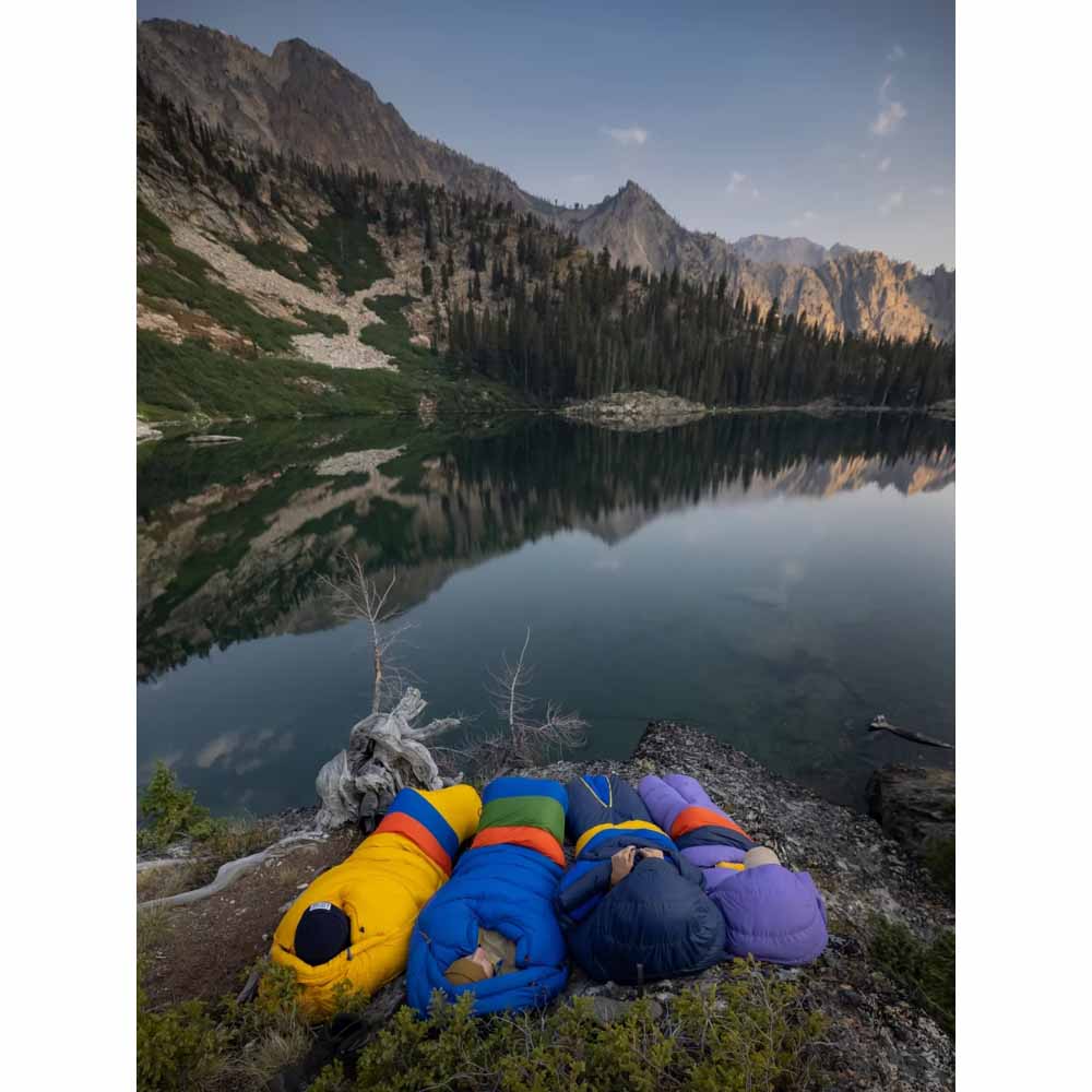  Marmot Mens Sawtooth 15ï¿½ Sleeping Bag - Dark Azure/Foliage