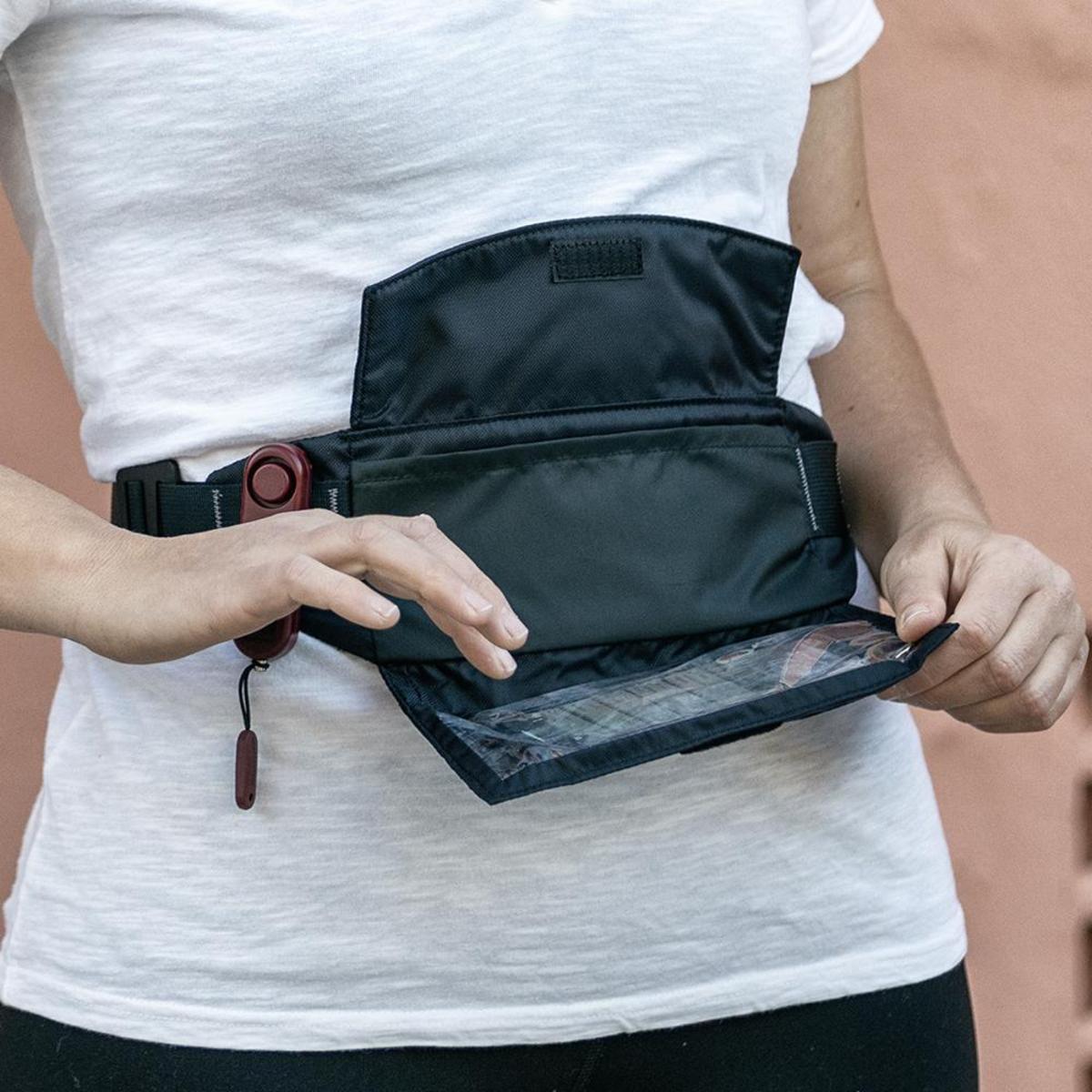  Nathan SaferRun Ripcord Siren Waistpack