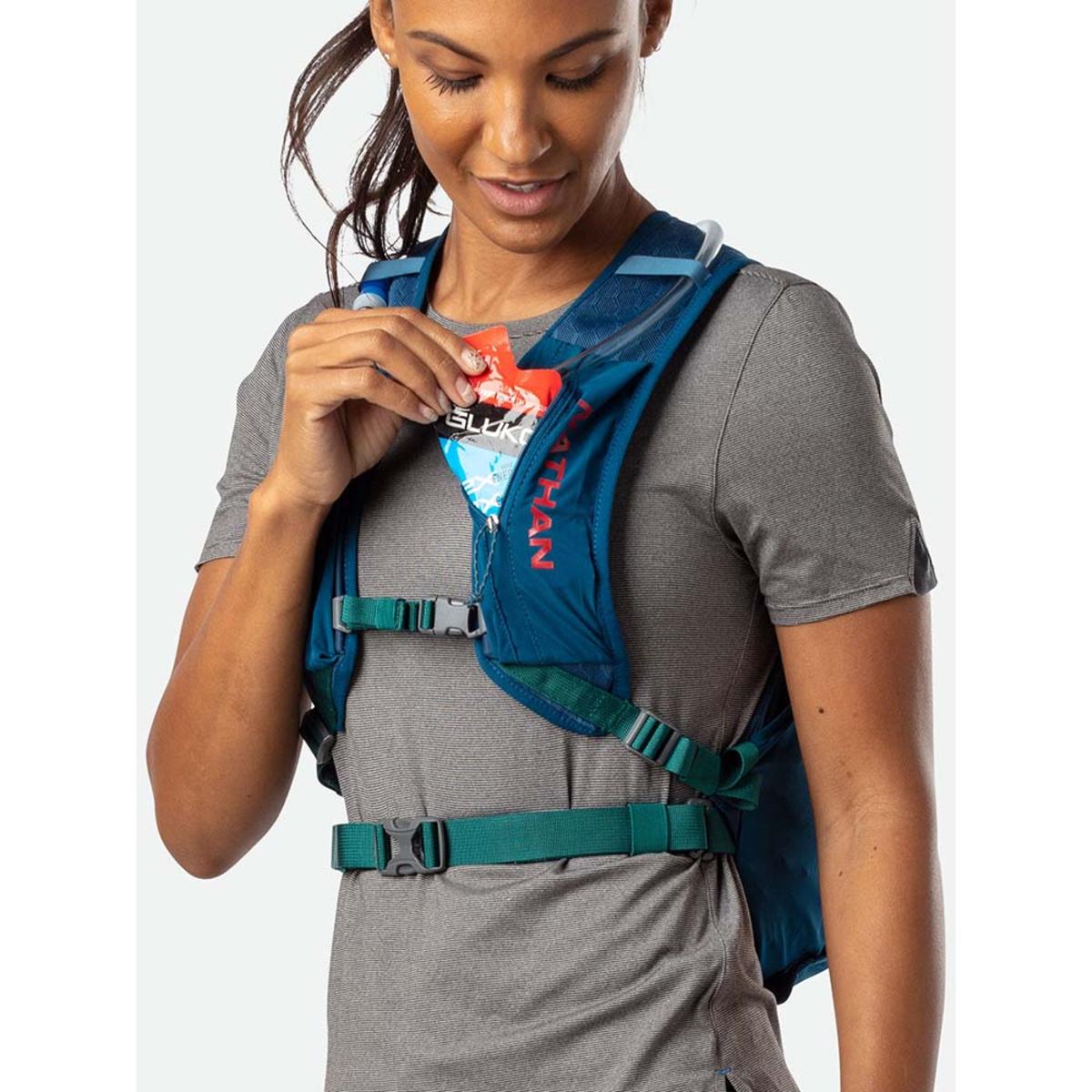  Nathan Unisex Crossover 15 Liter Hydration Pack
