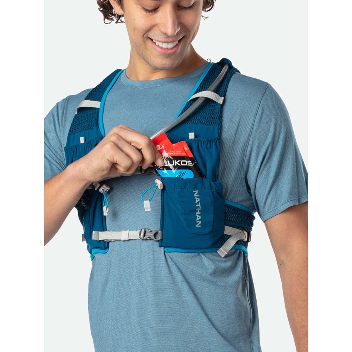  Nathan Unisex VaporAir Lite 4 Liter Hydration Vest