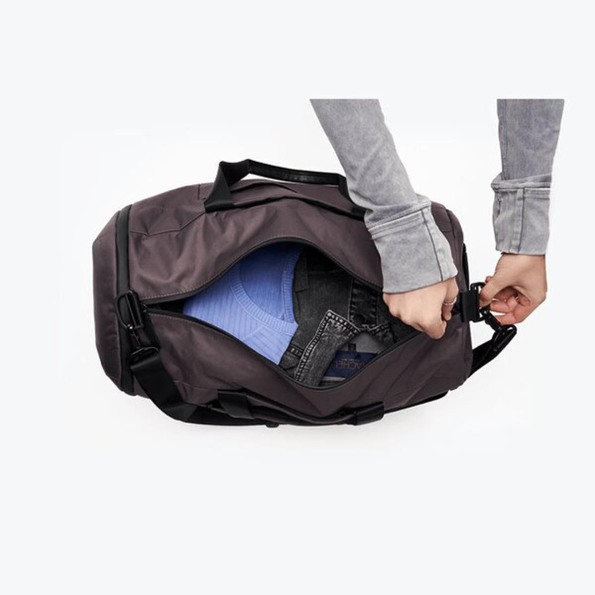  Ogio Womens XIX 32 Duffel Bag