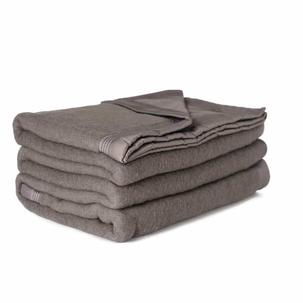  Poyet Motte Aurora Super Heavyweight Wool Blanket - Queen