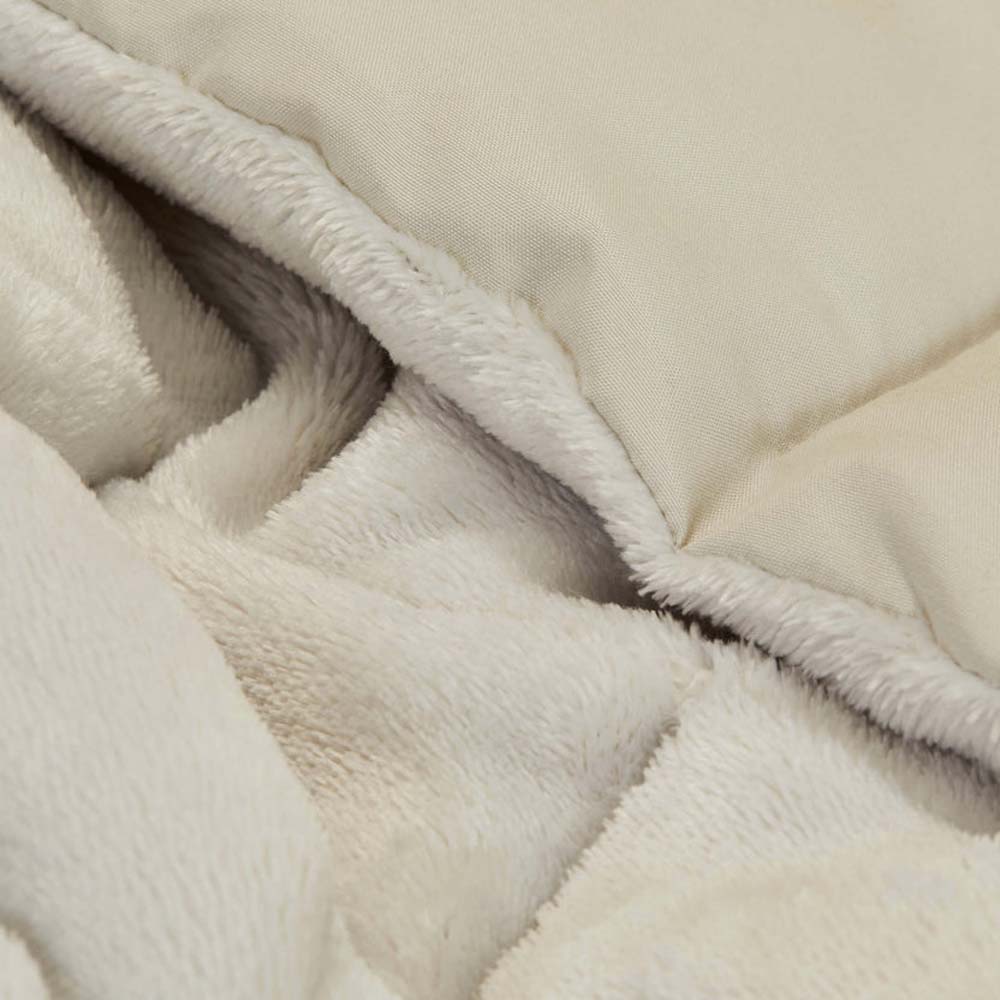  Slumber Cloud Outlast Plush Throw Blanket