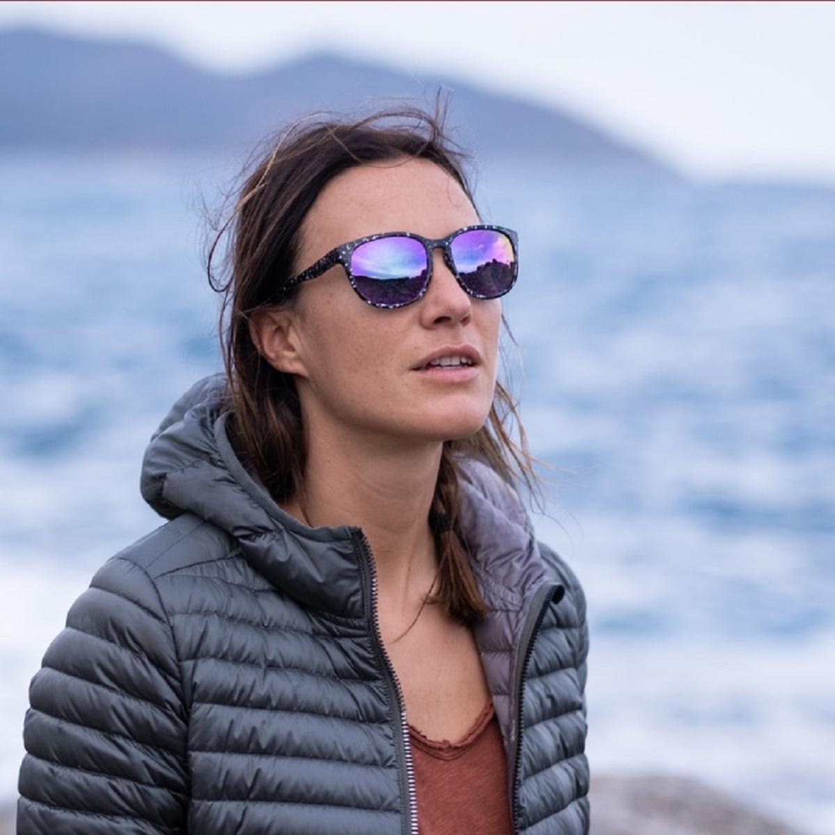  Smith Optics Lake Shasta Sunglasses ChromaPop Polarized Violet Mirror - Black Marble Frame