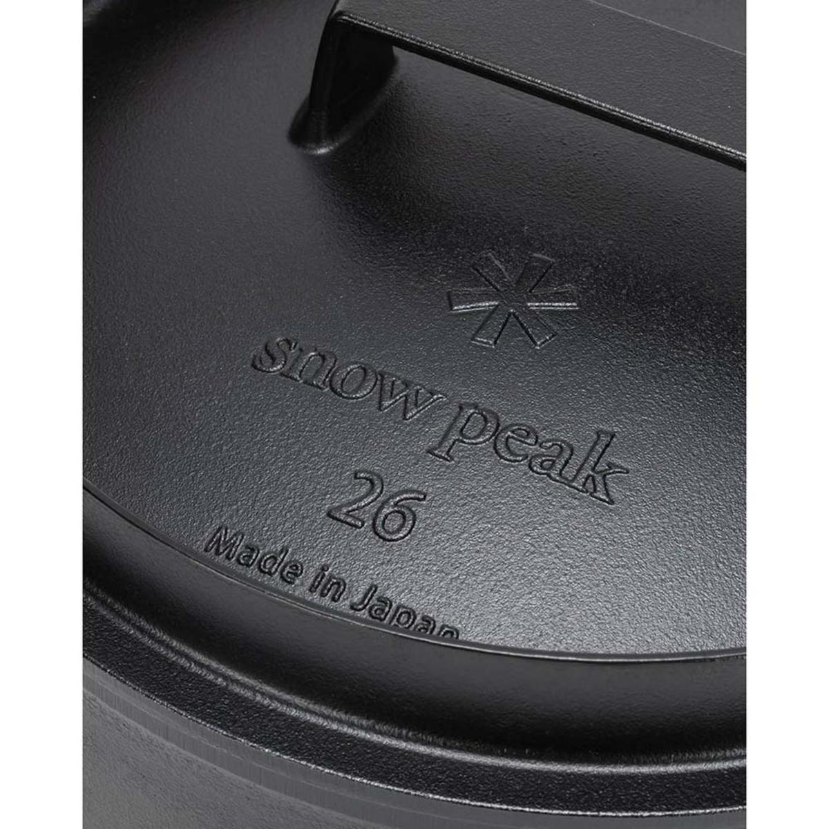  Snow Peak Japanese Cast Iron Dutch Oven - 26cm