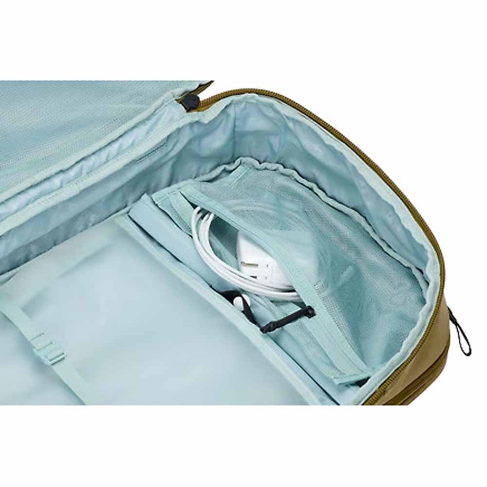  Thule Aion 40L Travel Backpack