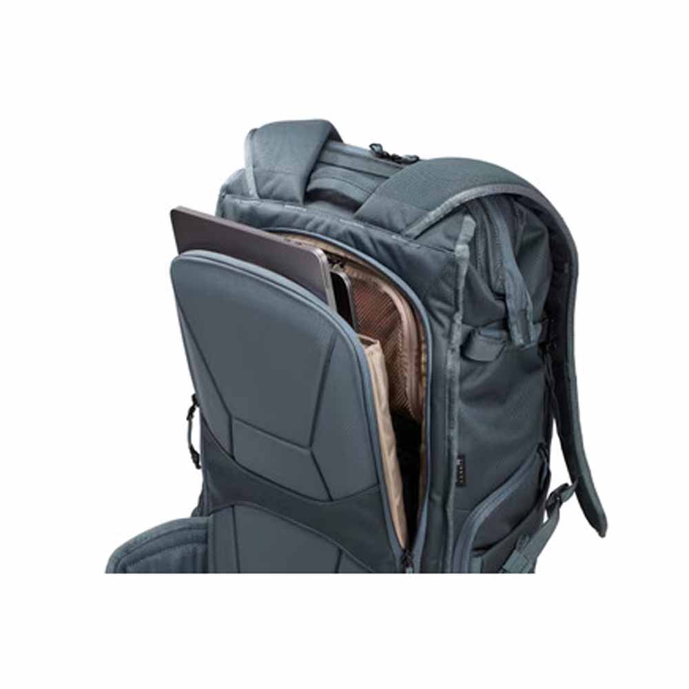  Thule Covert Camera DSLR 24L Backpack