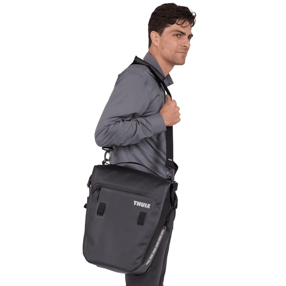  Thule Shield Commuter Pannier 22L Bike Bag - Black
