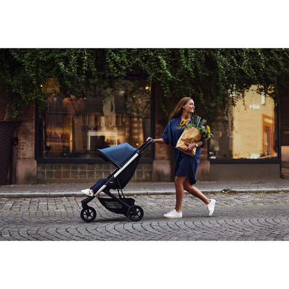  Thule Spring Flexible Stroller - Aluminum/Majolica Blue