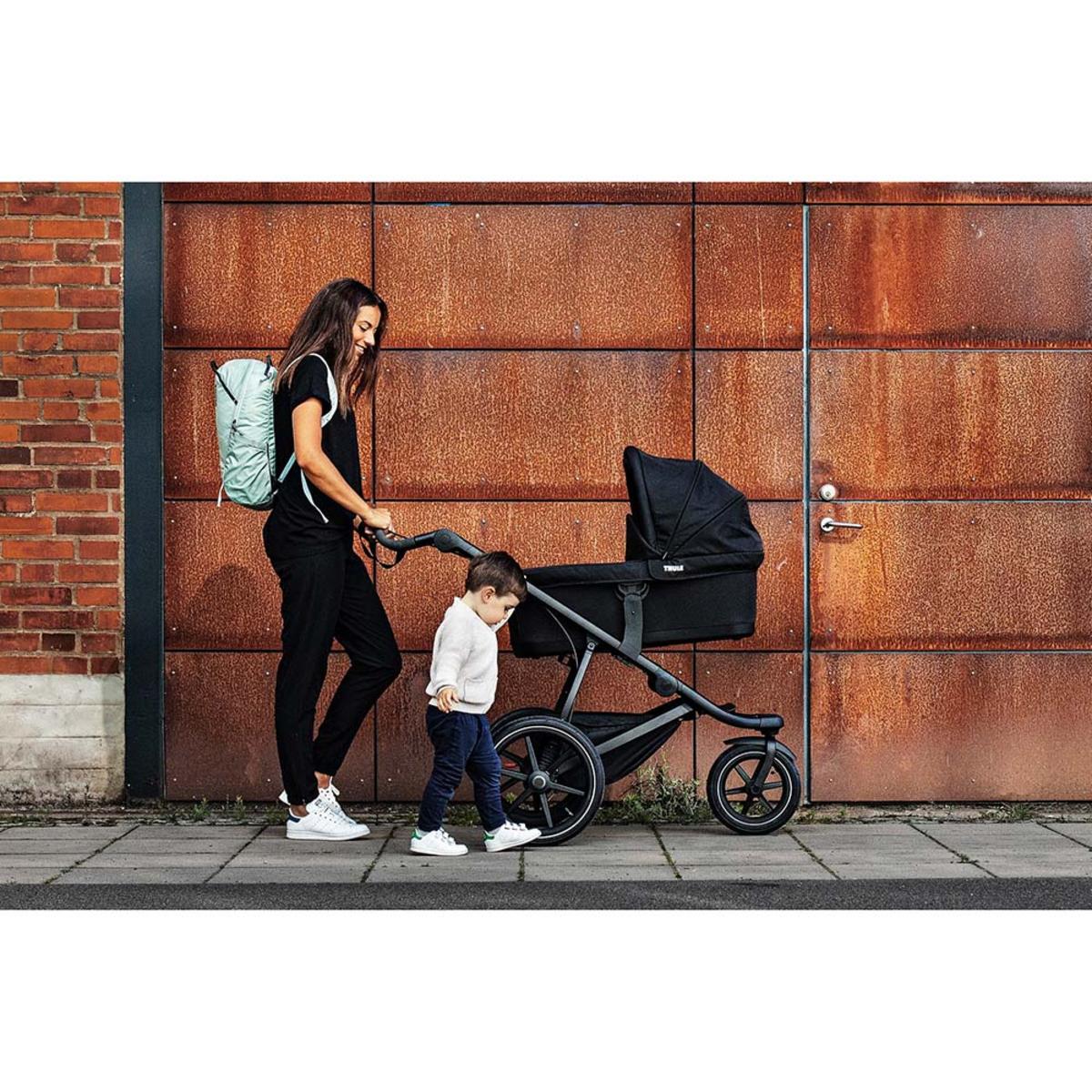  Thule Urban Glide 2 Stroller - Black-on-Black