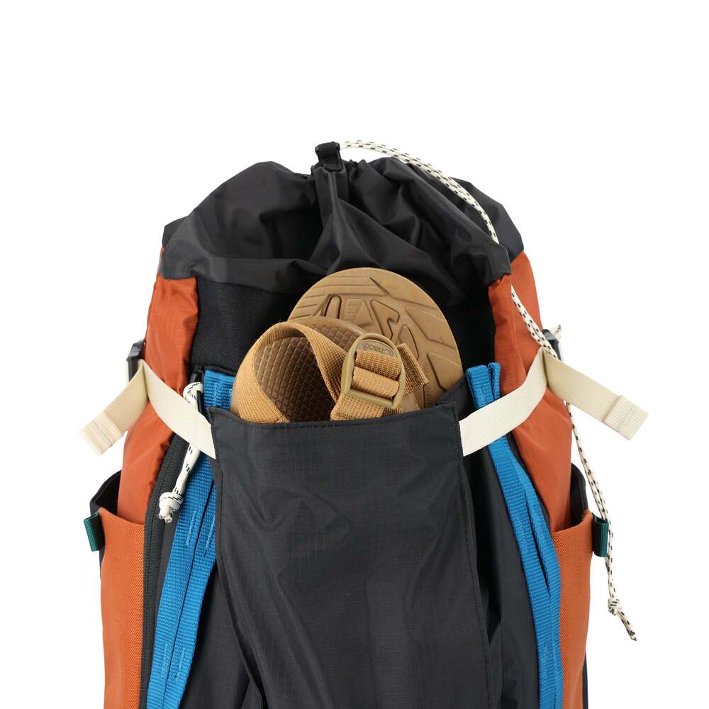  Topo Designs 28L Mountain Pack