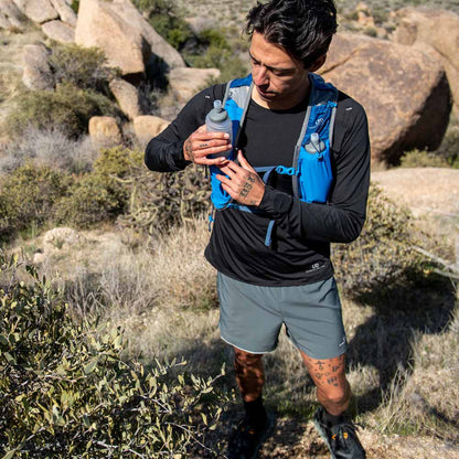  Ultimate Direction Mens Running Mountain Vest 6.0