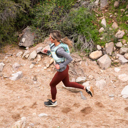  Ultimate Direction Womens Running Mountain Vesta 6.0