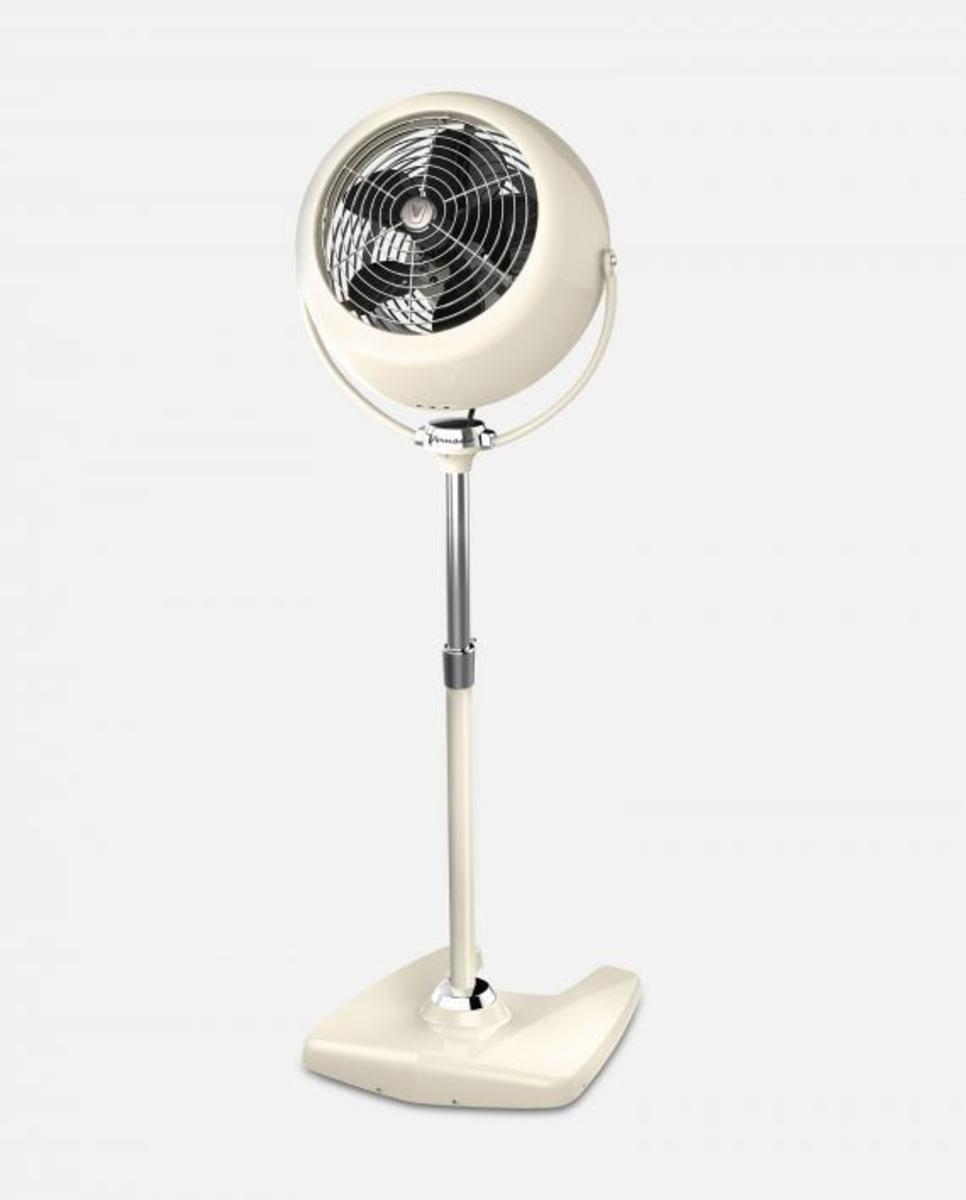  Vornado VFAN Sr. Pedestal Vintage Air Circulator