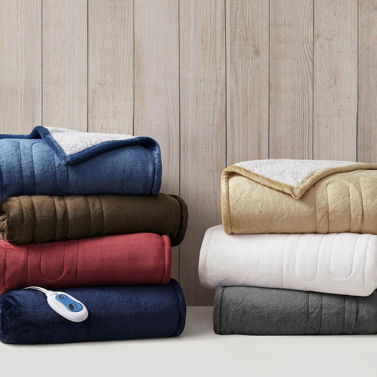  Woolrich Heated Plush To Berber Throw - 60inW X 70inL